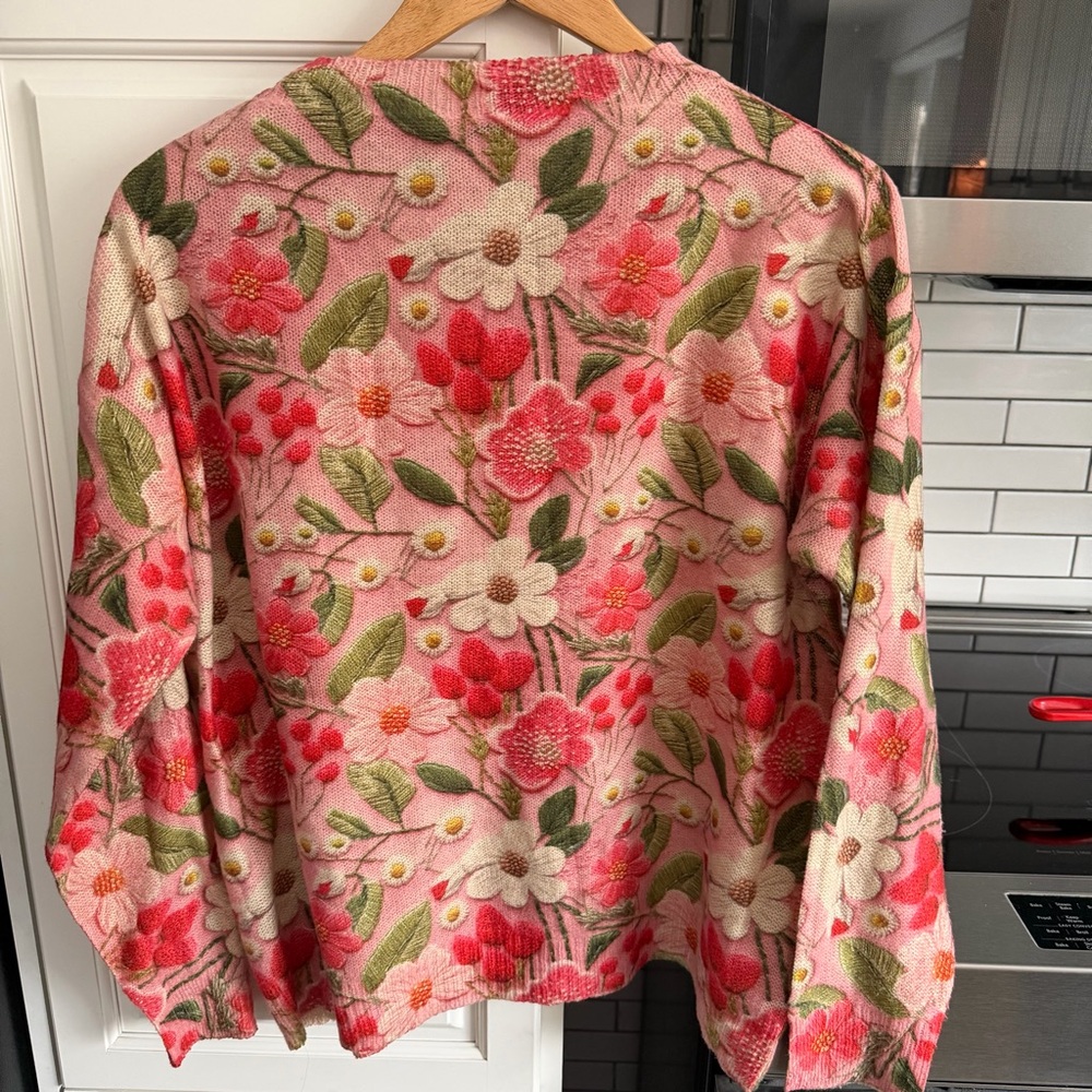 Floral Knit Sweater - pink strawberry - Picture 2 of 4
